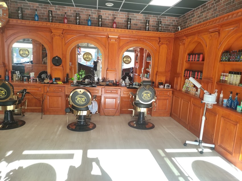 BELLA BELL BARBERSHOP