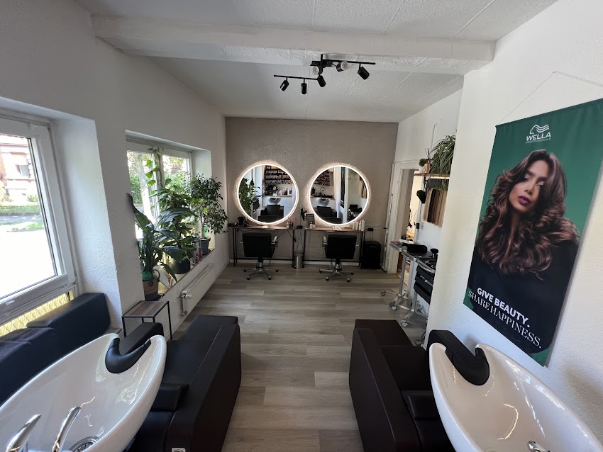 SALON TIAM