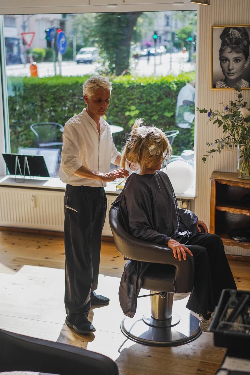 Haaremacher | Friseur Schöneberg/Friedenau | Locken, Haarschnitt & Farbspezialist